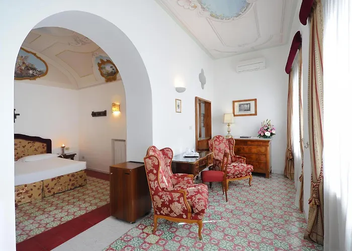 Ξενοδοχείο Luna Convento 4*