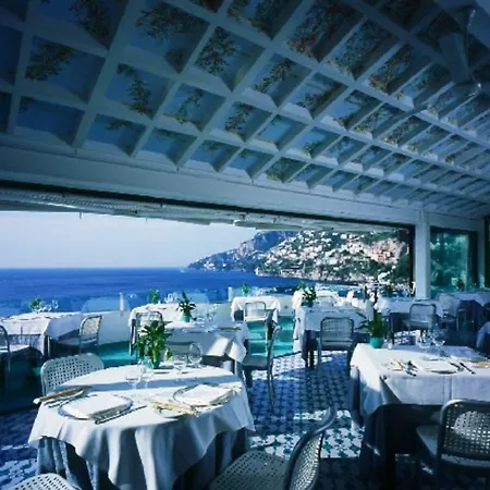 卢纳康文特酒店 酒店 4*