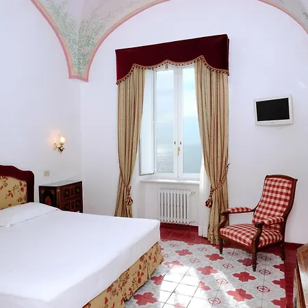 Luna Convento Hotel 4*