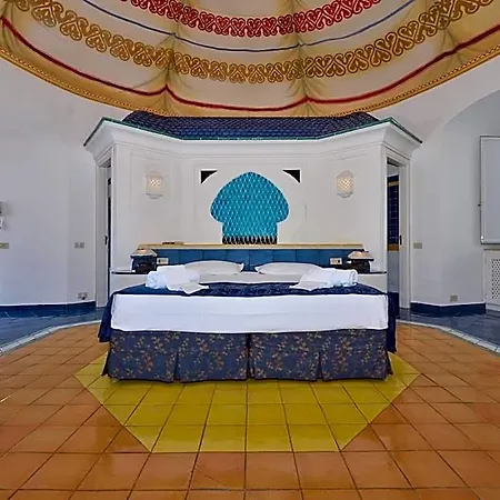 Luna Convento Отель
